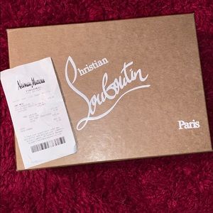 Christian Louboutin So Kate